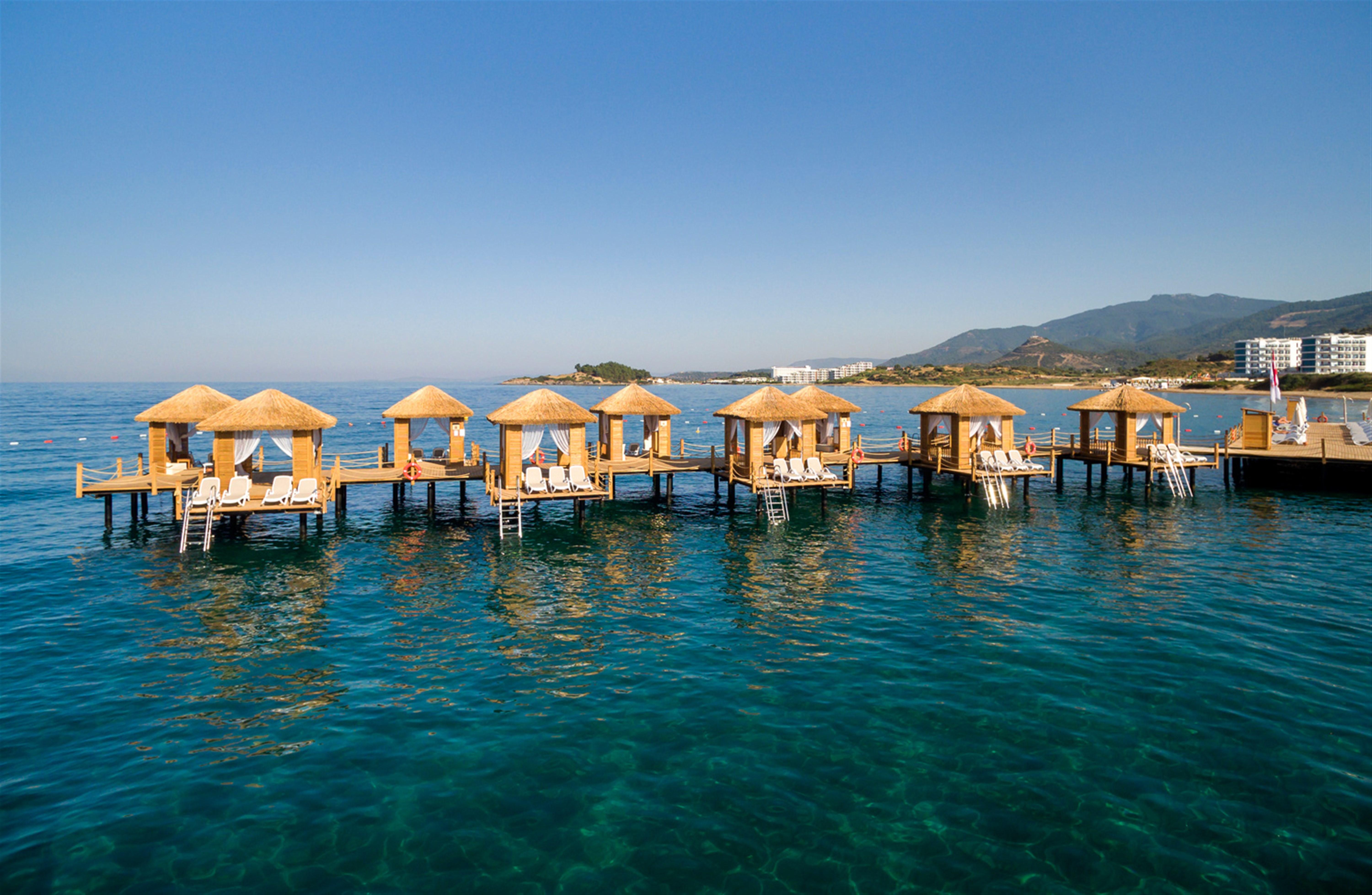 Sunis Efes Royal Palace Resort & Spa Özdere Buitenkant foto
