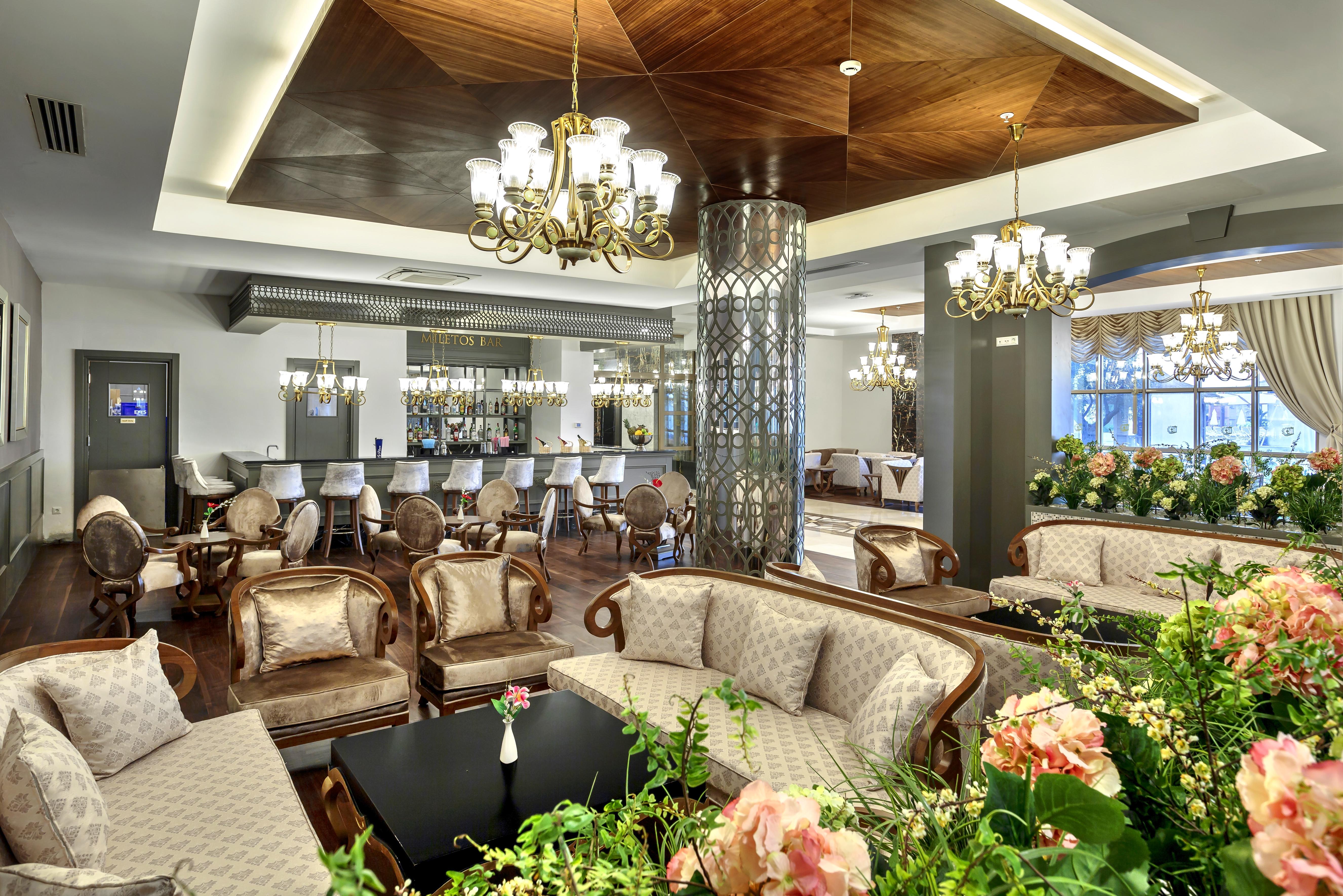 Sunis Efes Royal Palace Resort & Spa Özdere Buitenkant foto