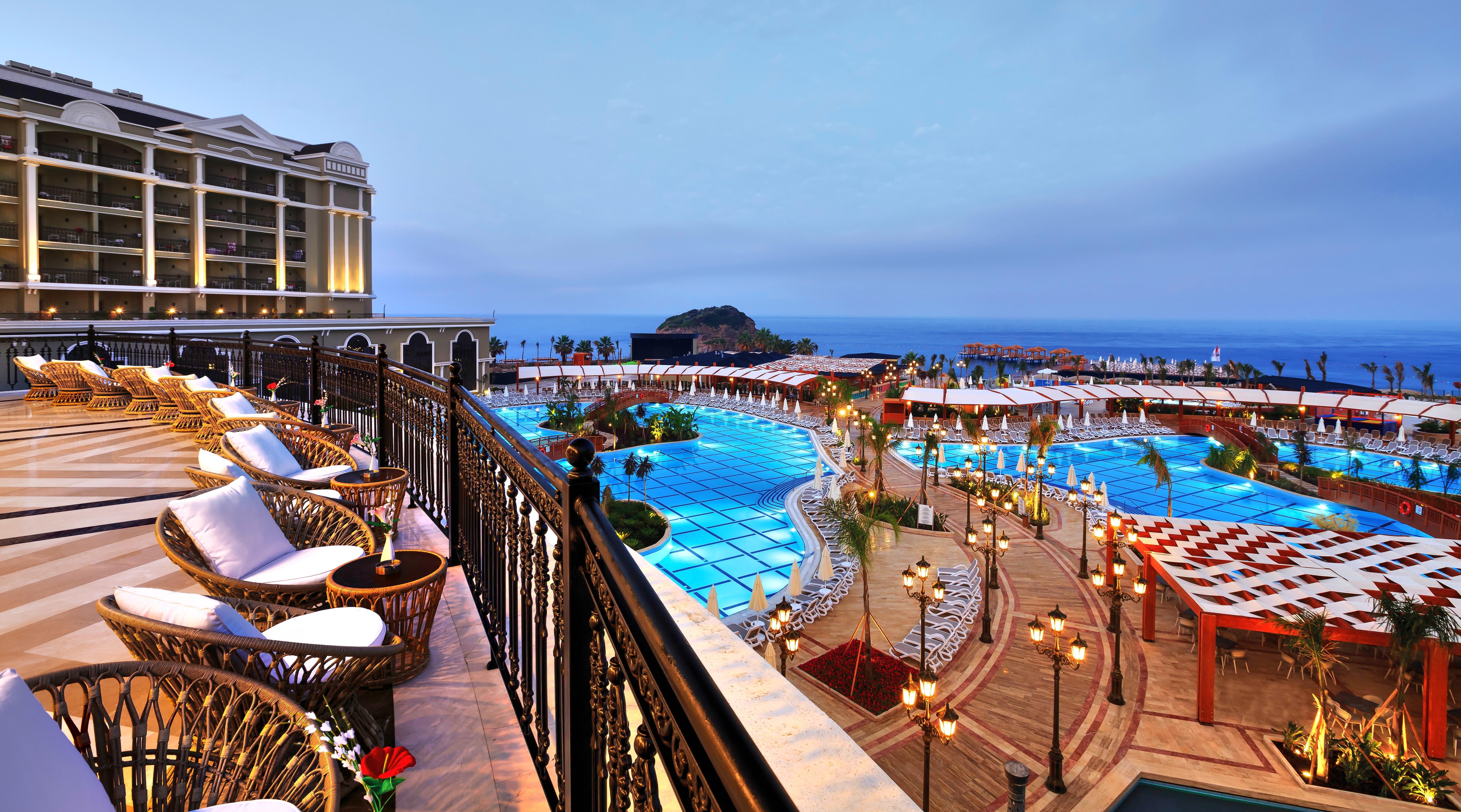Sunis Efes Royal Palace Resort & Spa Özdere Buitenkant foto