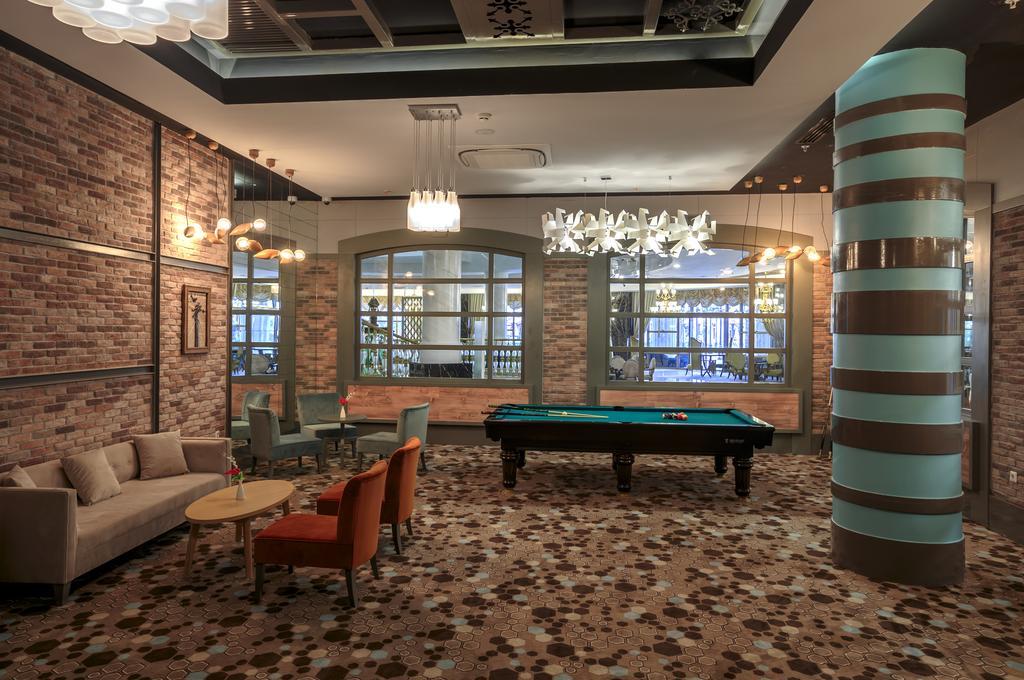 Sunis Efes Royal Palace Resort & Spa Özdere Buitenkant foto