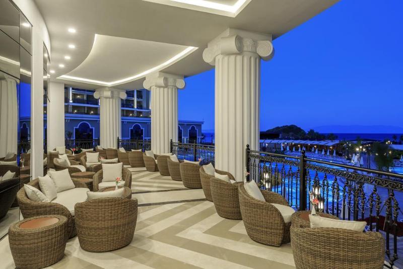 Sunis Efes Royal Palace Resort & Spa Özdere Buitenkant foto