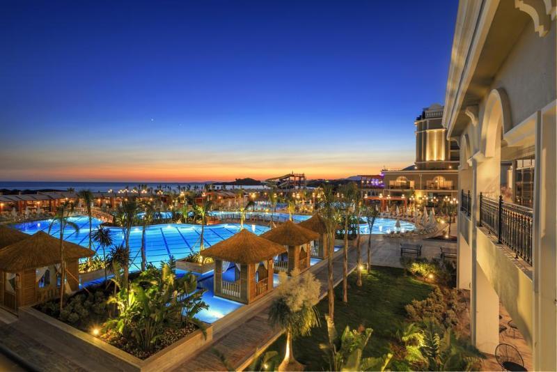 Sunis Efes Royal Palace Resort & Spa Özdere Buitenkant foto
