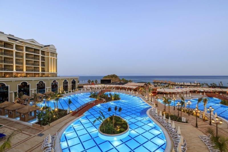 Sunis Efes Royal Palace Resort & Spa Özdere Buitenkant foto